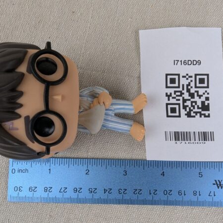 Funko POP! Harry Potter in Pajamas #79 Arm Sling Vinyl Figure (Loose)