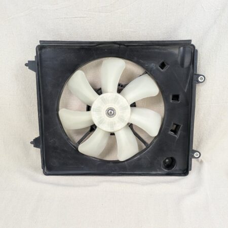 Denso Radiator Cooling Fan Assembly 2016 Honda CRV Radiator Fan Assembly Good