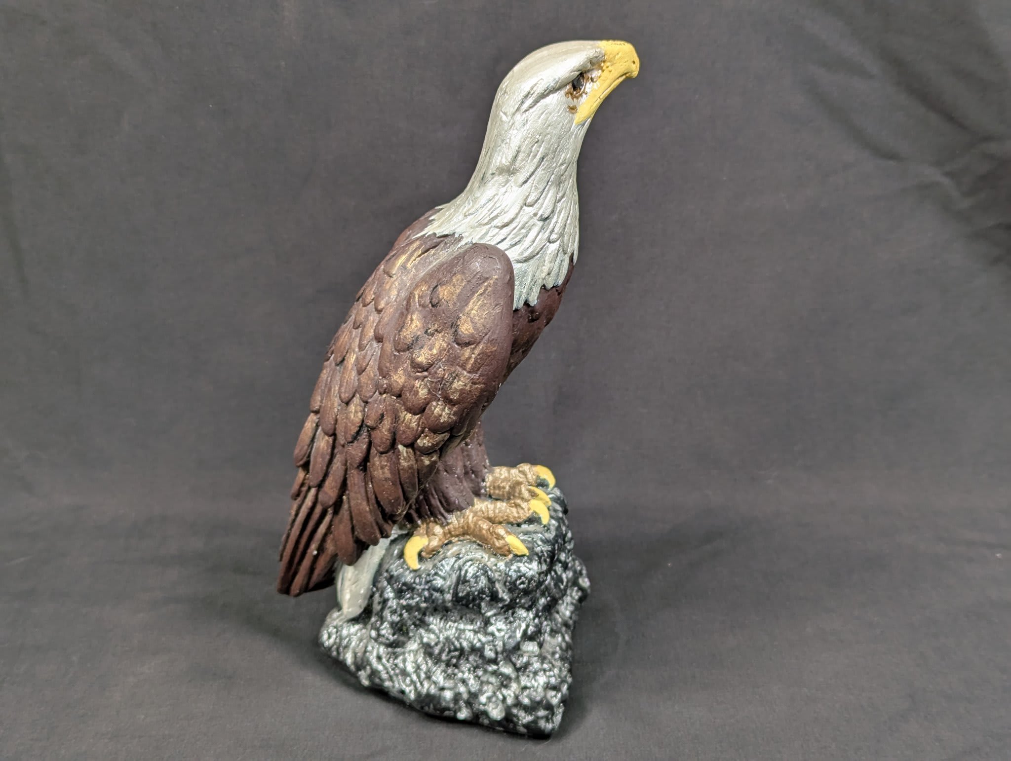 Vintage Hand-Painted Bald Eagle Statue Chalkware Plaster 10.5 Inch Tall Figurine - Image 3
