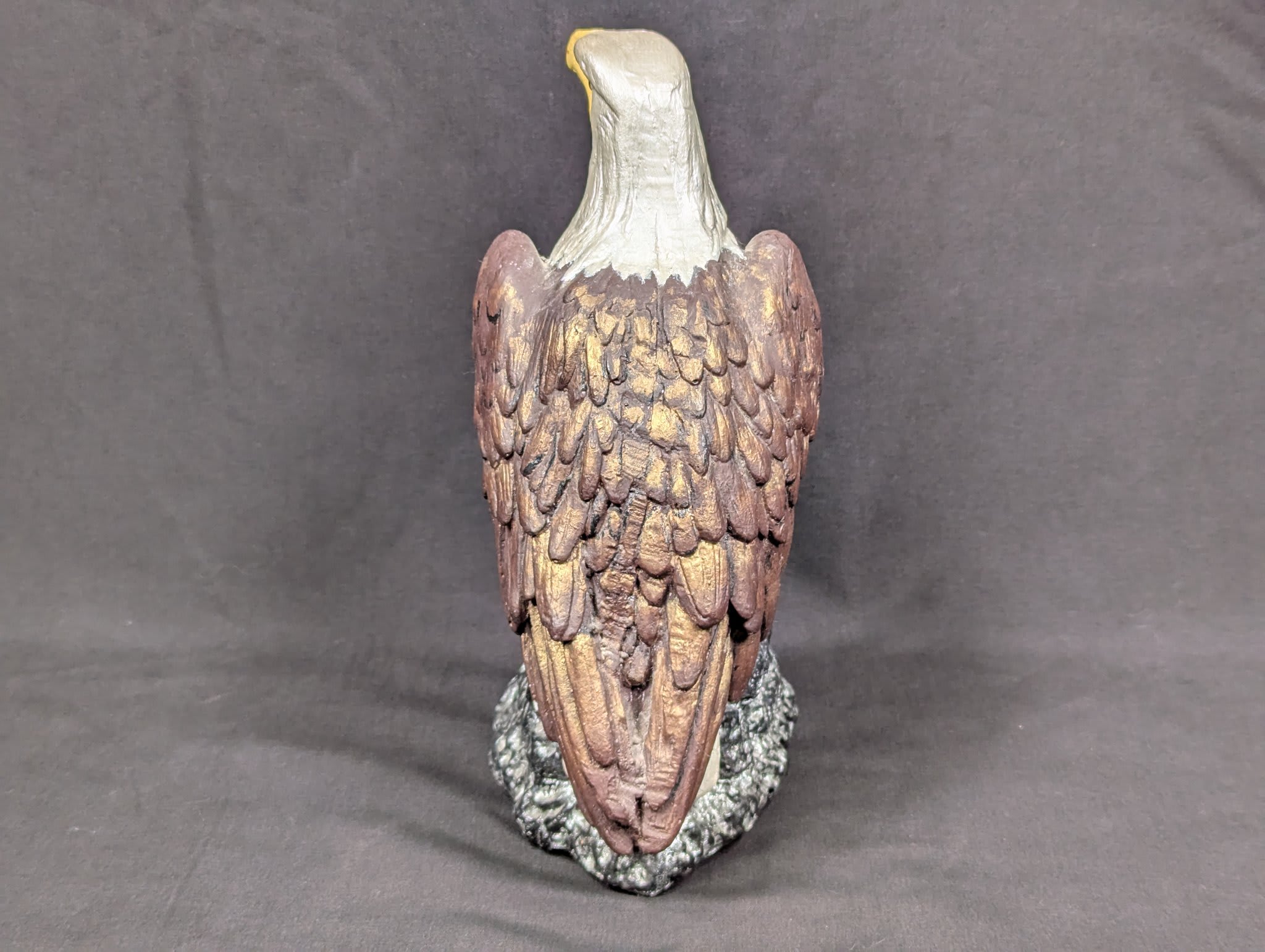Vintage Hand-Painted Bald Eagle Statue Chalkware Plaster 10.5 Inch Tall Figurine - Image 4