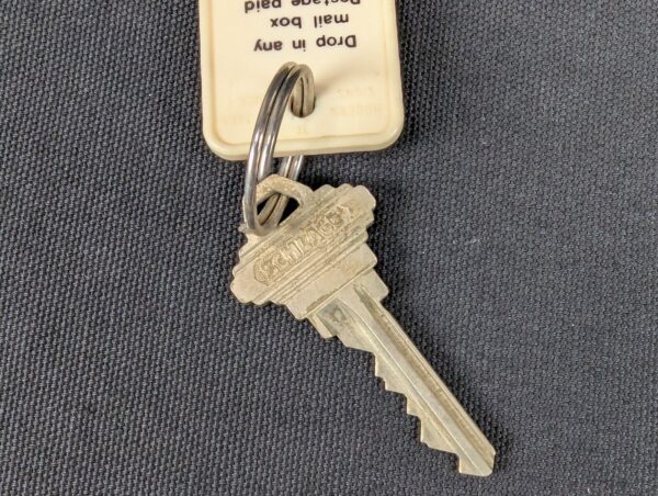 Auckland Airport Travelodge Hotel Room Key and Plastic Fob New Zealand 2043