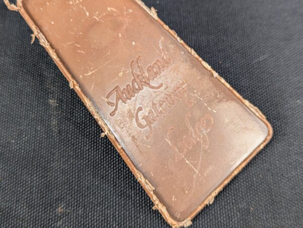 Auckland Gateway Lodge Hotel Room Key and Plastic Fob 151 Vintage Souvenir Brown