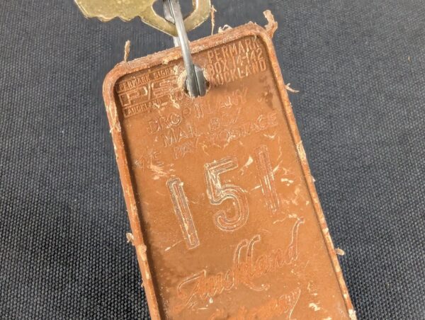 Auckland Gateway Lodge Hotel Room Key and Plastic Fob 151 Vintage Souvenir Brown