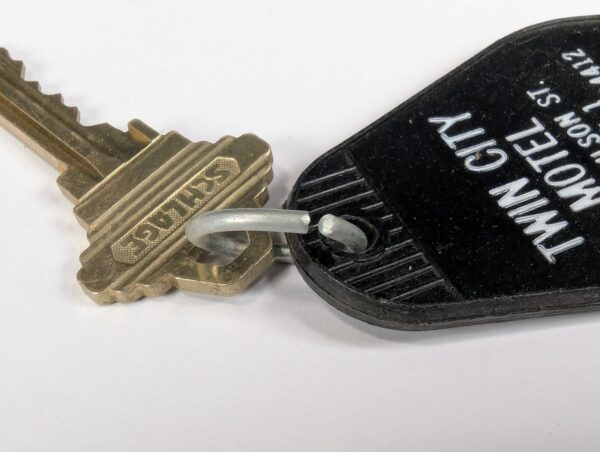 Schlage Twin City Motel Room Key Fob 152 Brewer ME Vintage Plastic Hotel Tag