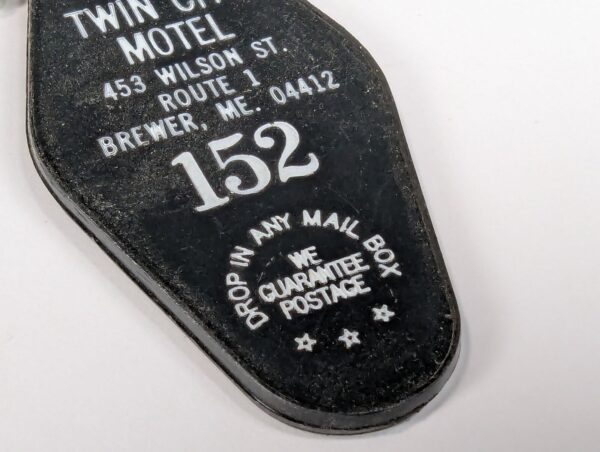 Schlage Twin City Motel Room Key Fob 152 Brewer ME Vintage Plastic Hotel Tag