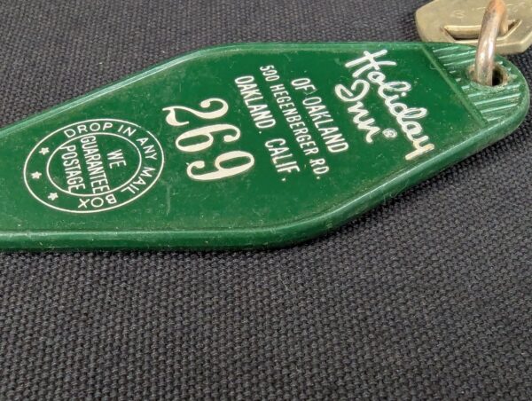 Vintage Holiday Inn Oakland Hotel Room Key & Plastic Fob 269 W.W. Wilcox Mfg Co