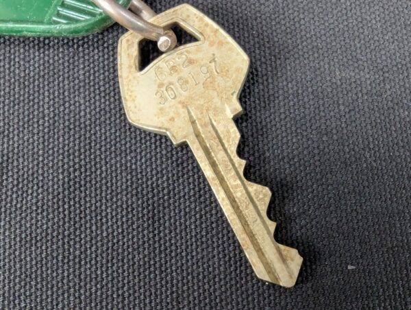 Vintage Holiday Inn Oakland Hotel Room Key & Plastic Fob 269 W.W. Wilcox Mfg Co