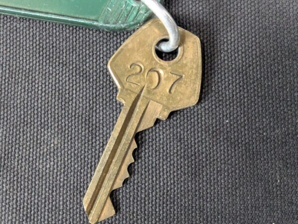Vintage Holiday Inn Hotel Room Key and Plastic Fob Fargo North Dakota Mid-Cen...