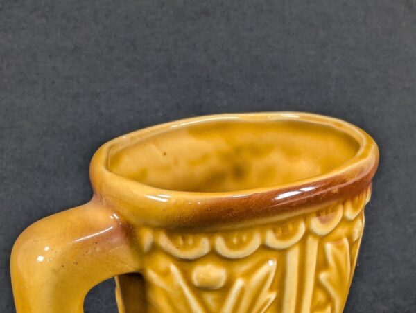 Vintage 1981 Universal Studios Ceramic Souvenir Mug Yellow Brown Collectible