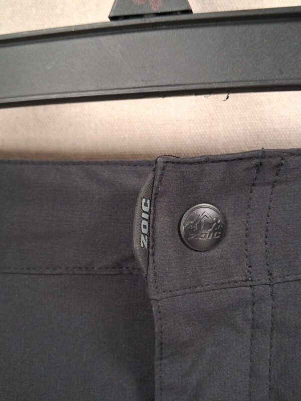 Zoic Men's Mountain Bike Shorts Black Size XL Adjustable Waist Cargo Pockets