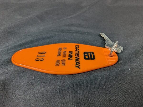 Vintage Gateway Inn Hotel Room Key with Diners Club Plastic Fob Collectible