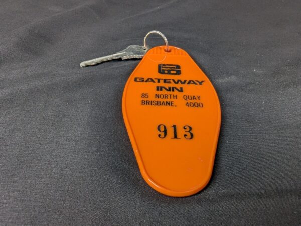 Vintage Gateway Inn Hotel Room Key with Diners Club Plastic Fob Collectible