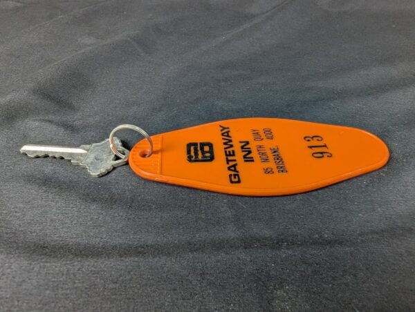 Vintage Gateway Inn Hotel Room Key with Diners Club Plastic Fob Collectible