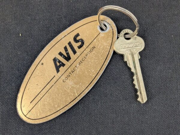 Vintage Chateau Commons Melbourne Hotel Room Key and Lockwood Metal Fob Colle...
