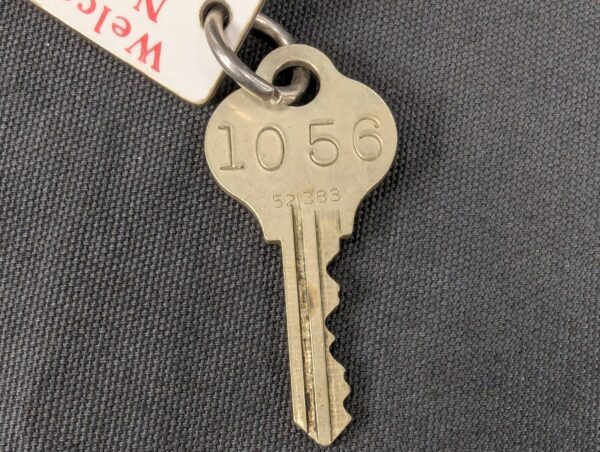 Vintage New York Grand Central Post Office Hotel Room Key Tag Pre-1963 Era Good
