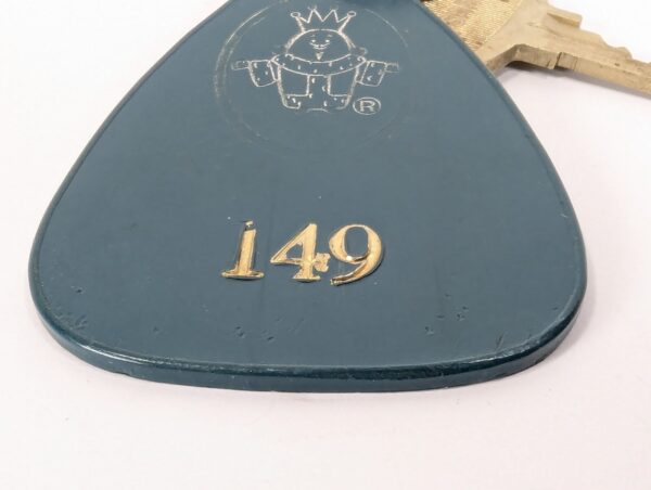 Vintage Royal Inn of Oakland Hotel Room Key with Plastic Fob Collectible Memo...