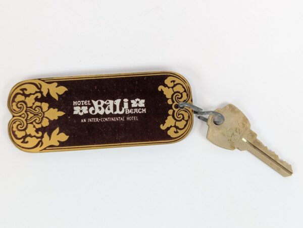 Hotel Bali Beach An Inter-Continental Hotel Room Key with Keychain Vintage So...