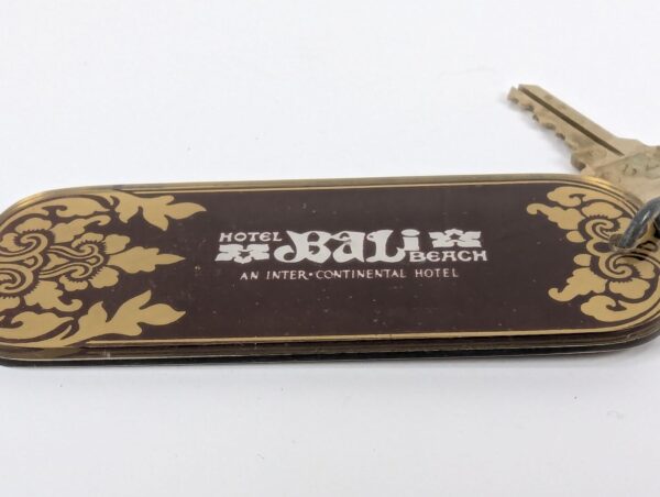 Hotel Bali Beach An Inter-Continental Hotel Room Key with Keychain Vintage So...