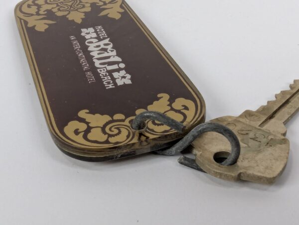 Hotel Bali Beach An Inter-Continental Hotel Room Key with Keychain Vintage So...