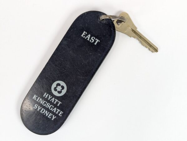 Hyatt Kingsgate Sydney Hotel Room Key Tag Vintage Plastic Fob Weiser Metal Key