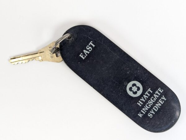 Hyatt Kingsgate Sydney Hotel Room Key Tag Vintage Plastic Fob Weiser Metal Key