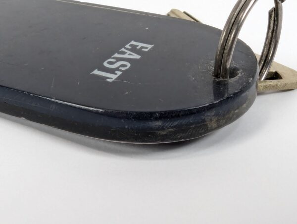 Hyatt Kingsgate Sydney Hotel Room Key Tag Vintage Plastic Fob Weiser Metal Key