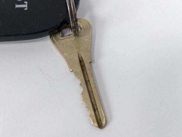 Hyatt Kingsgate Sydney Hotel Room Key Tag Vintage Plastic Fob Weiser Metal Key