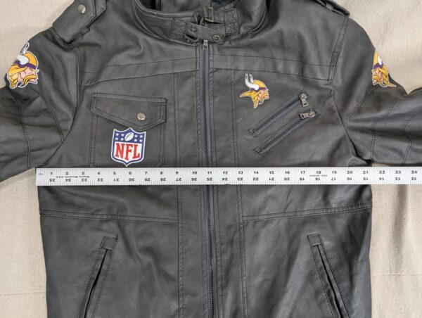 10-1057.jpg Minnesota Vikings NFL Faux Leather Moto Jacket Size Large Team Logos Zip Pockets