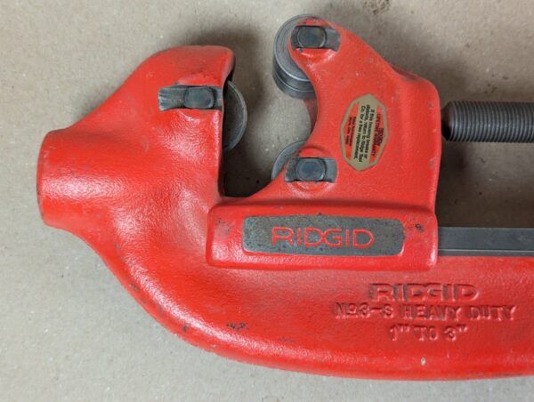 Ridgid No. 3-S Heavy Duty Pipe Cutter 1-3 Inch Capacity Red Tool