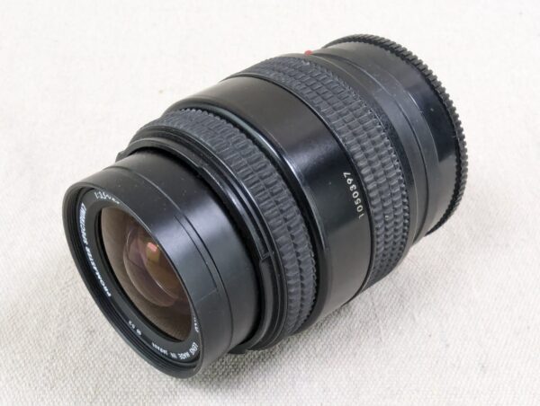 Promaster Spectrum 7 Camera Lens 28-70mm f/3.5-4.5 Vintage Excellent Condition