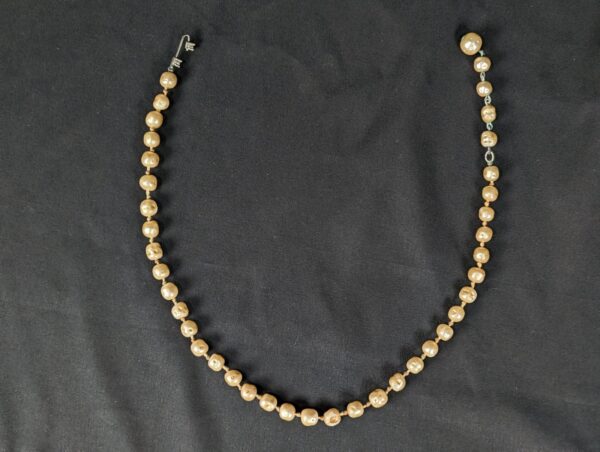 10-1254.jpg Vintage Faux Pearl Necklace Mid-Century Costume Jewelry Hook-and-Eye Clasp Fair