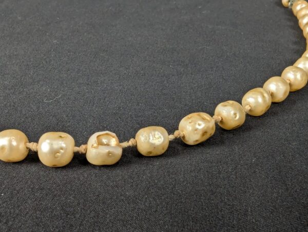 10-1257.jpg Vintage Faux Pearl Necklace Mid-Century Costume Jewelry Hook-and-Eye Clasp Fair