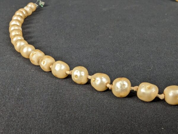10-1258.jpg Vintage Faux Pearl Necklace Mid-Century Costume Jewelry Hook-and-Eye Clasp Fair