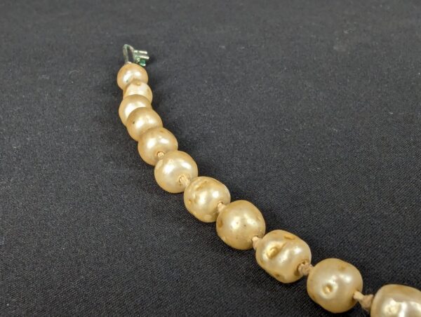 10-1259.jpg Vintage Faux Pearl Necklace Mid-Century Costume Jewelry Hook-and-Eye Clasp Fair