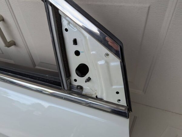 Honda CRV 2012-2016 Door Right Passenger Side Front Complete Assembly (Off White