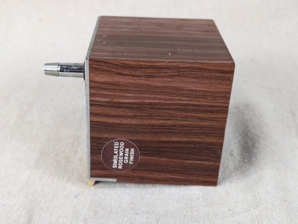 Vintage Realistic Weatheradio Model 12-181B Faux Rosewood Grain Cube Radio Ta...
