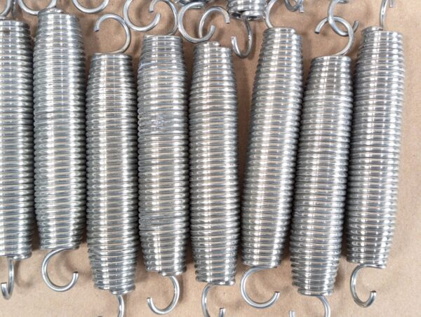 Replacement Trampoline Springs 6-Inch Barrel Shaped Steel Hardware Set of 22 New