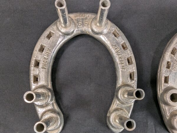 Vintage Phoenix Neverslip Draft Horse Shoes Size 6F Heavy Duty Metal Equestrian