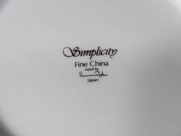 Simplicity Fine China 7.5 Salad Plate White Porcelain Platinum Rim Single Set