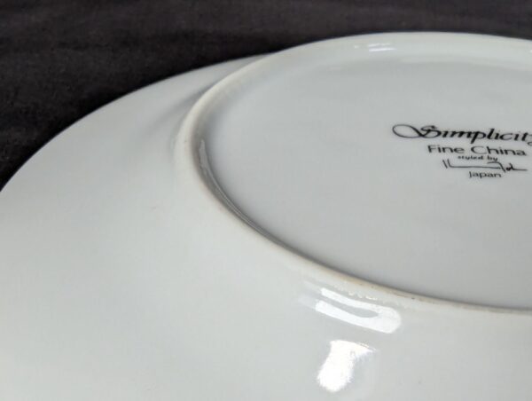 Simplicity Fine China Bread and Butter Plates White Porcelain Platinum Trim 6.25