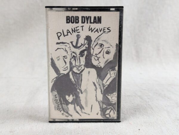 10-1851.jpg Bob Dylan Planet Waves Cassette Tape 1974 Asylum Records TC-51003 Original Issue