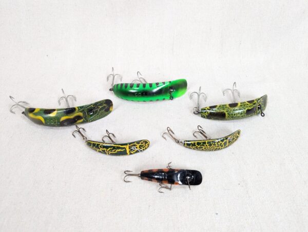 10-2087.jpg Vintage Yakima Worden Flatfish Style Lure Lot of 6 T55 T50 T25 U20 Pike Muskie