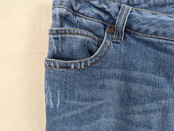 Paris Blues Distressed Denim Jeans Medium Wash 5-Pocket Frayed Hem Style JR 17