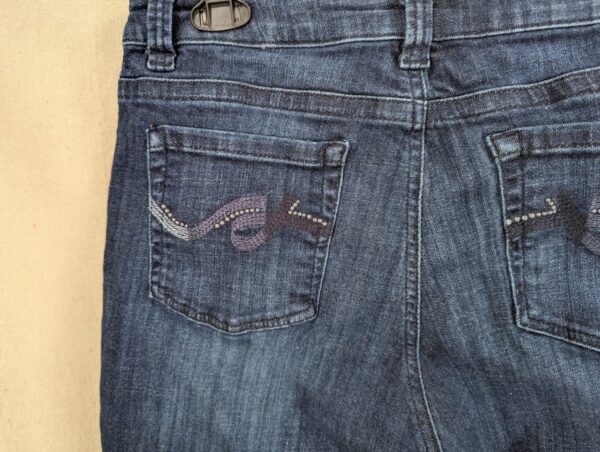 10-2125.jpg Lee Slender Secret Women's Dark Wash Denim Jeans Lower Waist Embroidered Pockets