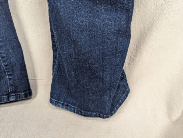 10-2127.jpg Lee Slender Secret Women's Dark Wash Denim Jeans Lower Waist Embroidered Pockets