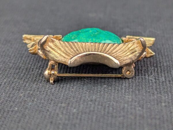 Marvella Japanese Pagoda Jade Gold Tone Brooch Costume Jewelry Unsigned Faux