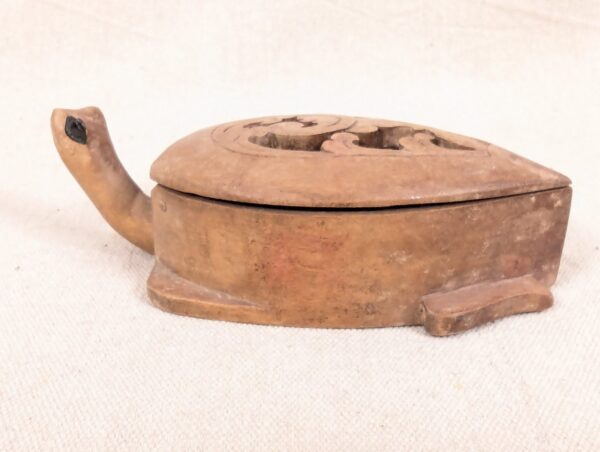 Hand-Carved Wooden Turtle Box Hinged Pierced Lid Trinket Holder Mid-Century S...