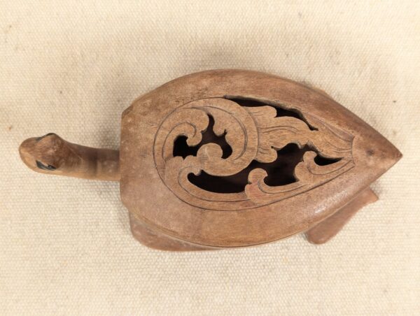 Hand-Carved Wooden Turtle Box Hinged Pierced Lid Trinket Holder Mid-Century S...