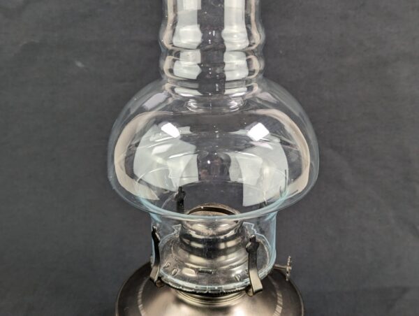 Lamplight Farms Vintage Oil Lamp 12in Tall Clean Wick Present Good Condition