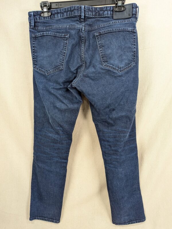 10-2639.jpg Bonobos Men's Jeans Dark Wash 5-Pocket Regular Fit 17.5in Waist 29.5in Inseam